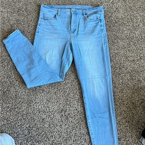 American Eagle, women’s size 16, light wash skinny jean